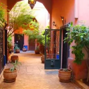 Jolie Petit Avec Piscine Belle Terrasse Wifi , Marrakesh Maroc