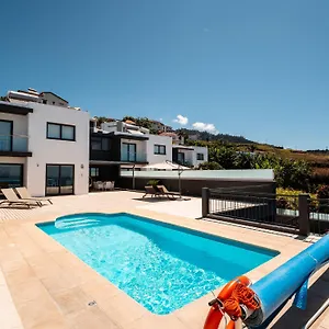 Casas Do Massapez C Villa Calheta (Madeira)